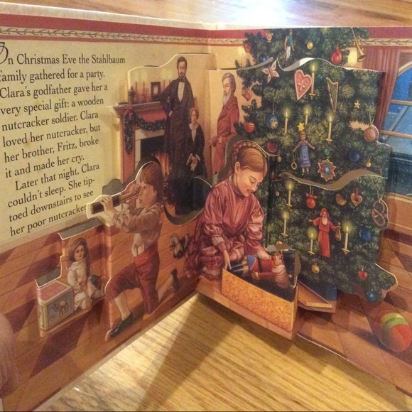 Vintage Christmas Pop Up Books, set of 4 - Picture 11 of 16